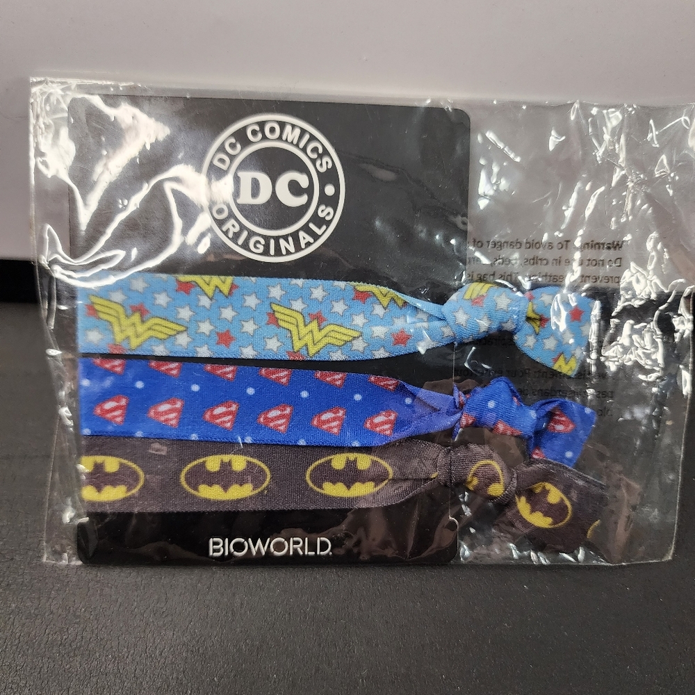 DC Comics Elastic Ribbon Hair Ties Loot Crate Exclusive BioWorld Collectible New